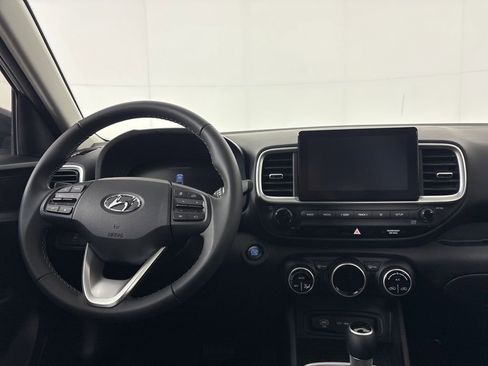 New 2026 Hyundai Venue SEL FWD image 21