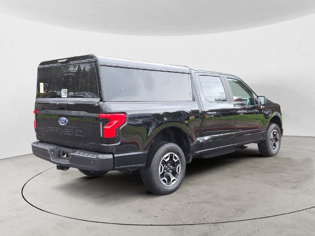 Used 2022 Ford F150 Lightning Pro AWD/4WD image 5