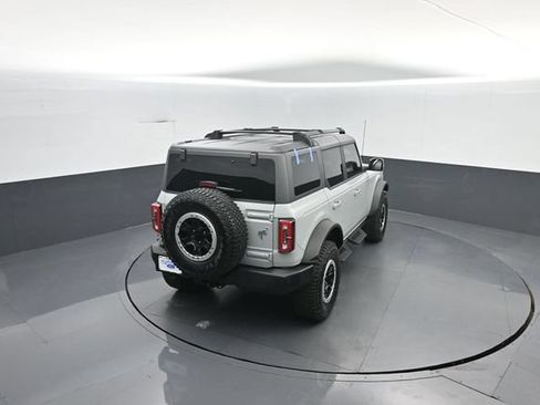 Certified 2023 Ford Bronco Outer Banks w/ Sasquatch Package AWD/4WD image 30