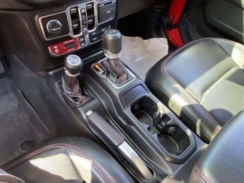 Used 2022 Jeep Wrangler Unlimited Rubicon w/ LED Lighting Group image 20