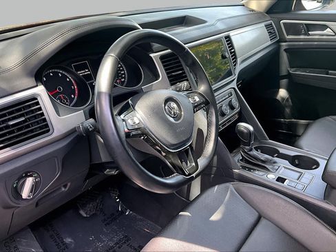 Used 2019 Volkswagen Atlas SE FWD image 18