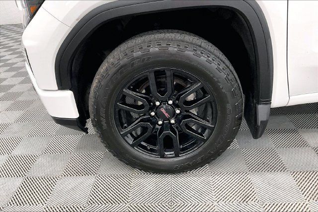 Used 2024 GMC Sierra 1500 Pro w/ Graphite Edition AWD/4WD image 10