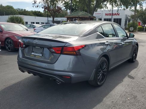 New 2025 Nissan Altima 2.5 SV image 7