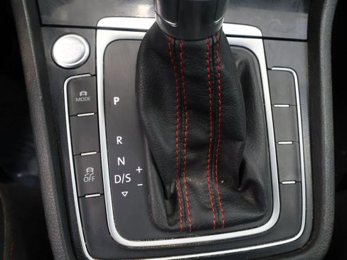 Used 2015 Volkswagen GTI S image 23