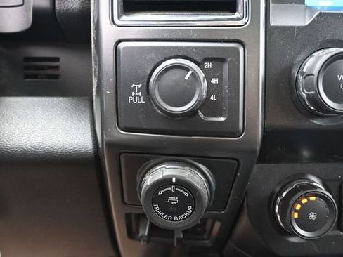 Used 2019 Ford F150 XLT w/ Equipment Group 302A Luxury AWD/4WD image 22