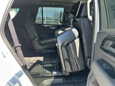 New 2026 GMC Yukon Elevation w/ Elevation Premium Package AWD/4WD image 40