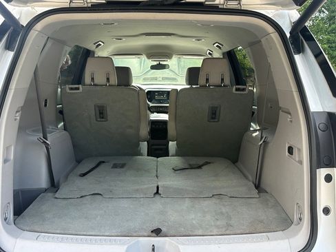 Used 2018 GMC Acadia SLE FWD image 29