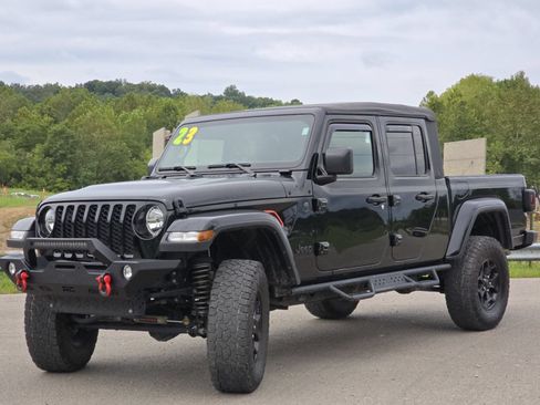 Used 2023 Jeep Gladiator Sport AWD/4WD image 13