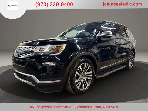 Used 2018 Ford Explorer Platinum AWD/4WD image 1