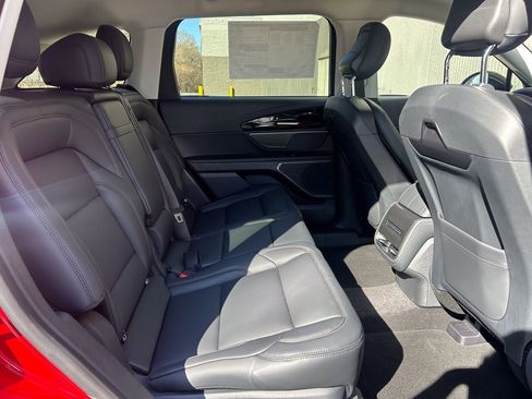 New 2026 Lincoln Nautilus Premier image 19