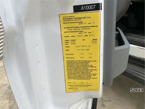 Used 2012 Ford F550 2WD Regular Cab Super Duty w/ PWR Equipment Group image 15