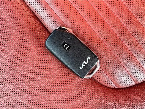 Used 2023 Kia Sportage SX AWD/4WD image 11