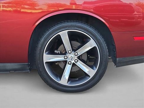 Used 2014 Dodge Challenger R/T RWD image 22