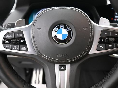 Used 2022 BMW X6 xDrive40i w/ Executive Package AWD/4WD image 14