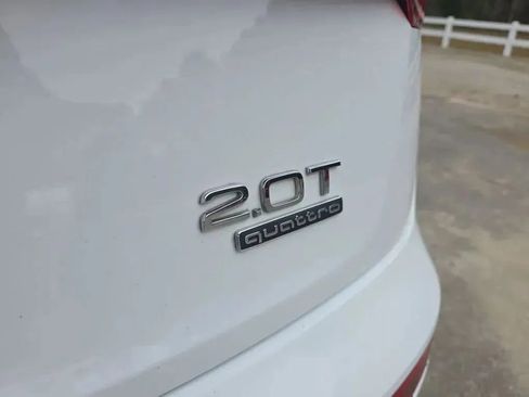 Used 2018 Audi Q5 2.0T Premium image 11