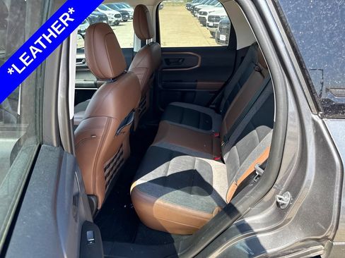 Used 2022 Ford Bronco Sport Outer Banks w/ Tech Package AWD/4WD image 6