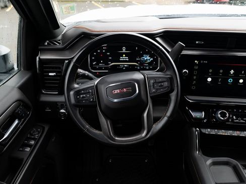 Used 2024 GMC Sierra 2500 AT4 w/ Technology Package image 10