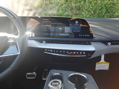 New 2025 Cadillac Optiq Sport 1 image 11