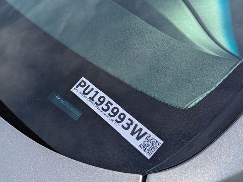 Used 2023 Genesis G80 2.5T image 16