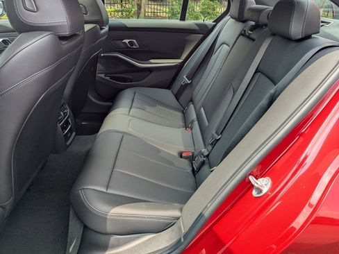 Certified 2024 BMW 330i Sedan image 31