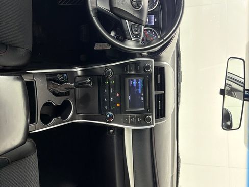 Used 2017 Toyota Camry SE FWD image 22