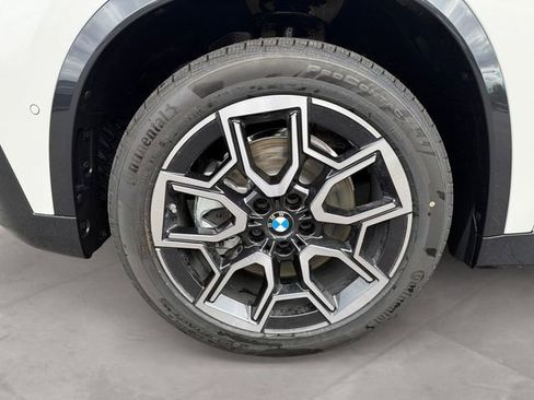 New 2026 BMW X1 xDrive28i w/ Convenience Package AWD/4WD image 14