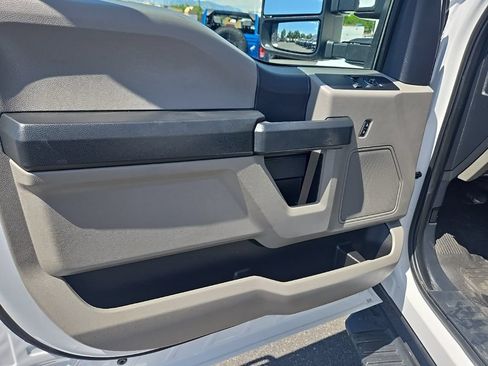 Used 2022 Ford F350 XL w/ STX Appearance Package AWD/4WD image 9