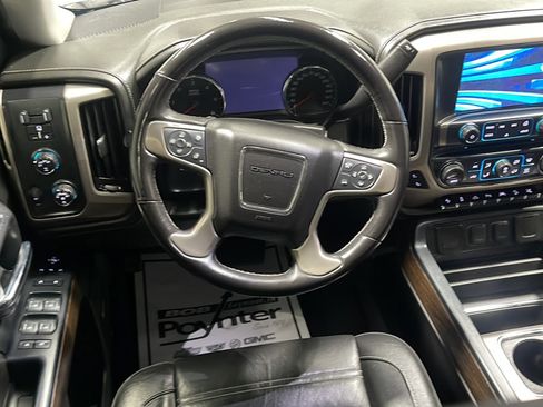 Used 2018 GMC Sierra 1500 Denali AWD/4WD image 3