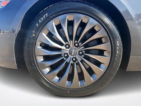 Used 2020 Genesis G90 3.3T Premium image 34