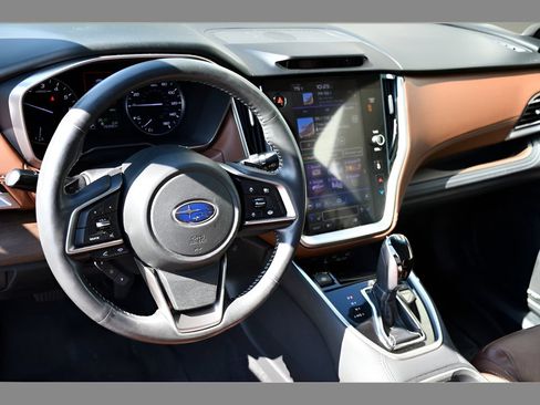 Used 2020 Subaru Outback Touring w/ Tech Package 2 AWD/4WD image 13