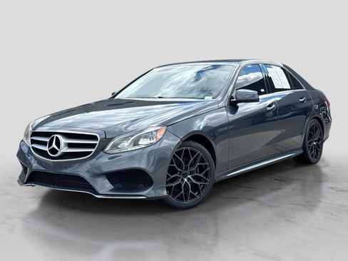 Used 2014 Mercedes-Benz E 350 4MATIC Sedan image 1