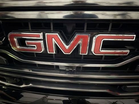 Used 2024 GMC Sierra 1500 AT4 w/ Technology Package image 34