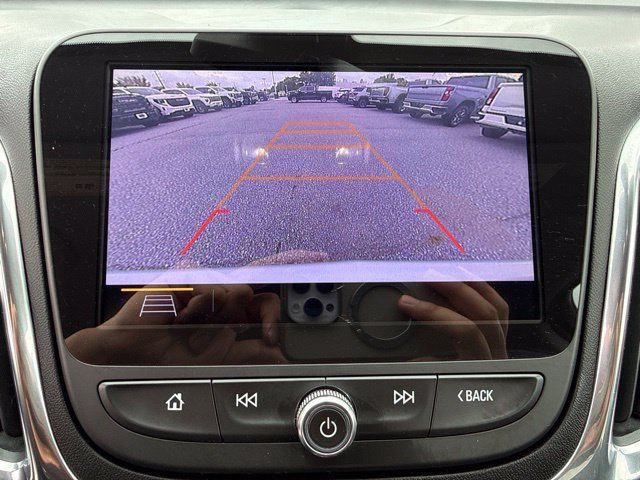 Used 2020 Chevrolet Equinox LT AWD/4WD image 16