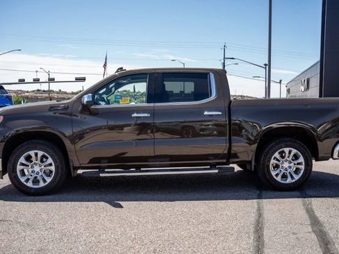 Used 2023 Chevrolet Silverado 1500 LTZ w/ Technology Package AWD/4WD image 8