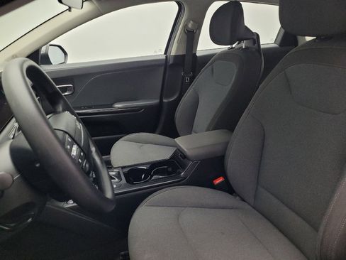 Used 2025 Kia K4 LXS FWD image 17