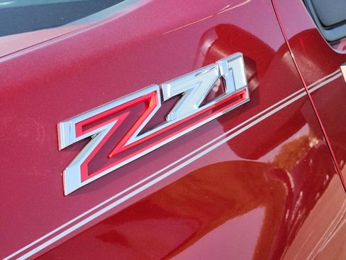 Used 2022 Chevrolet Silverado 2500 LTZ w/ LTZ Plus Package AWD/4WD image 9