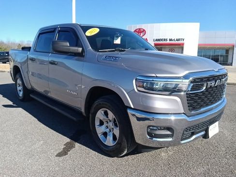 Used 2025 RAM 1500 Big Horn image 1