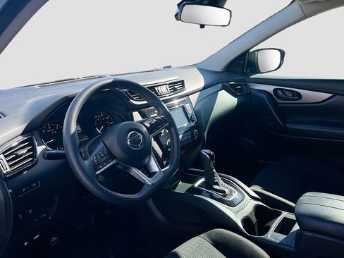 Used 2020 Nissan Rogue Sport S w/ Appearance Package image 9