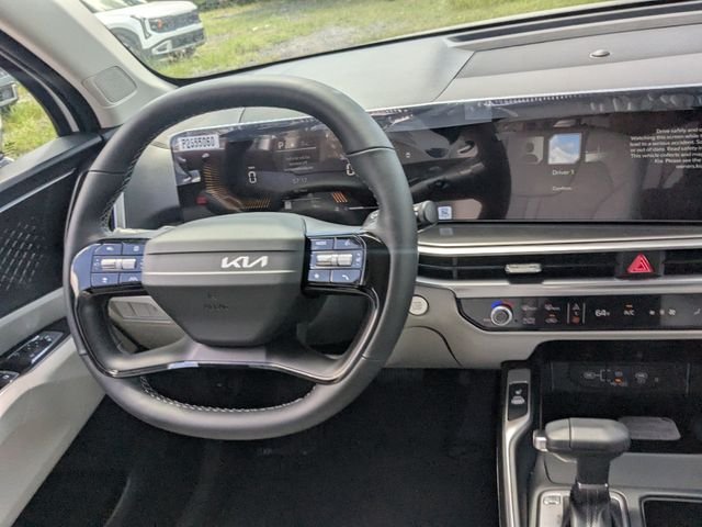 New 2026 Kia Sorento S w/ S Panoramic Sunroof Package FWD image 16