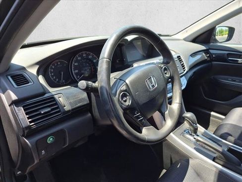 Used 2015 Honda Accord Sport image 10