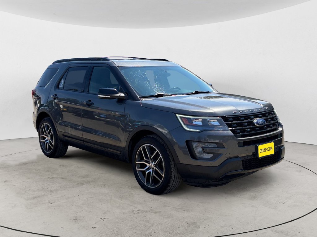 Used 2017 Ford Explorer Sport AWD/4WD image 3