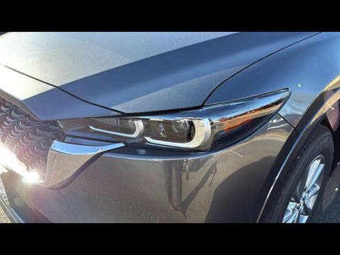 New 2025 MAZDA CX-5 AWD 2.5 S w/ Preferred Package image 4