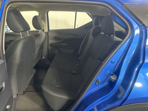 Used 2025 Nissan Kicks S image 9