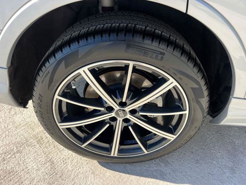 Certified 2025 Audi Q7 Premium Plus w/ Premium Plus Package image 17