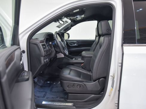 Used 2023 Chevrolet Tahoe LT AWD/4WD image 2