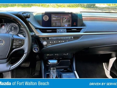 Used 2021 Lexus ES 300h w/ Premium Package FWD image 9