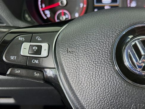 Used 2020 Volkswagen Passat 2.0T SE image 13