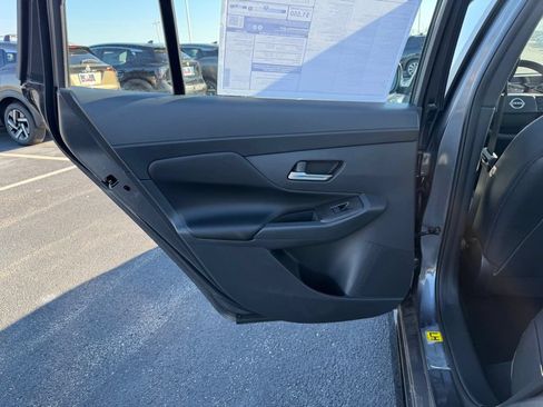 New 2026 Nissan Sentra SR w/ SR Premium Package FWD image 16