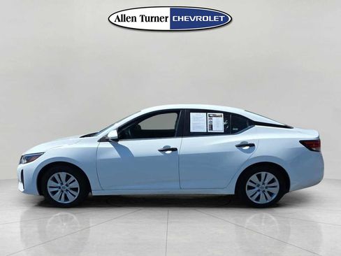 Used 2024 Nissan Sentra S image 6