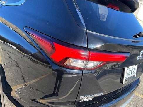 Used 2022 Mitsubishi Outlander SEL image 31